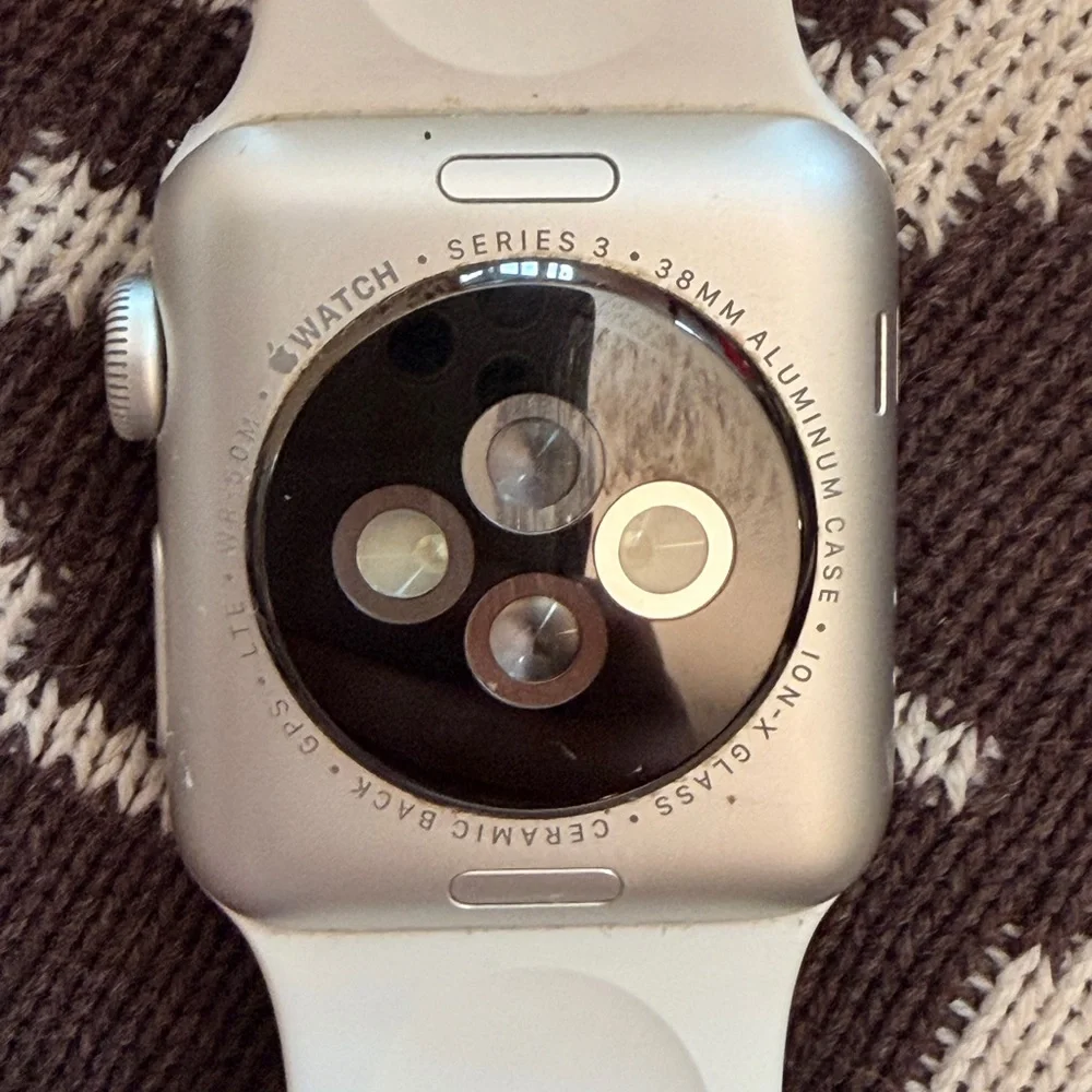 Apple Watch Series 3 White Sport Band with Silver Case